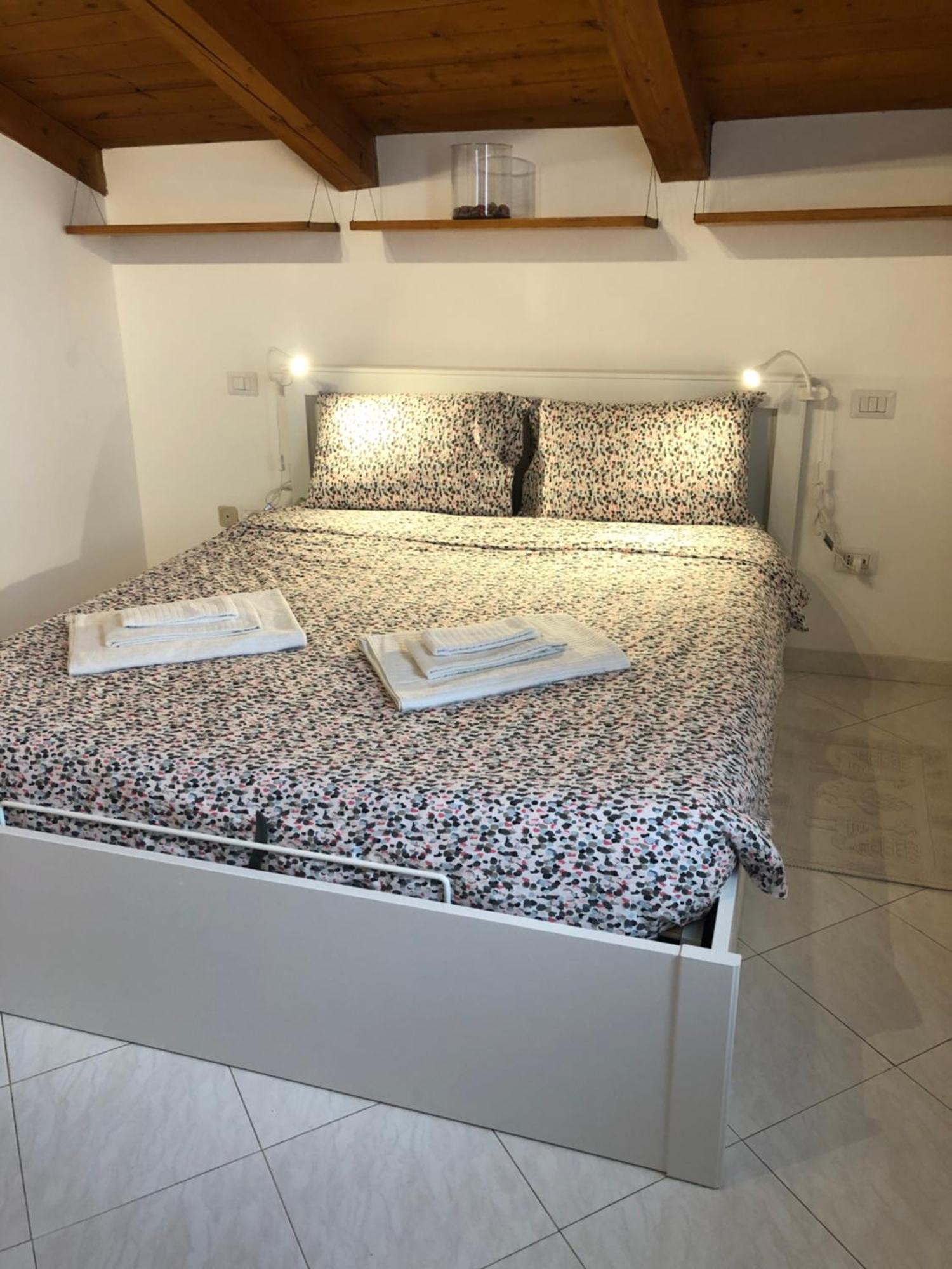דירות Deliziosa Mansarda Nel Quartiere Marina - Cagliari Q8577 מראה חיצוני תמונה